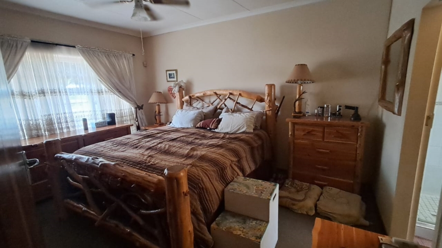 4 Bedroom Property for Sale in Parys Free State